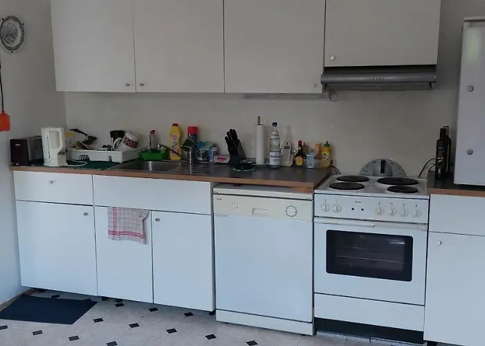 Lägenhet Eg-zimmer Mit Bad Und Terrasse *